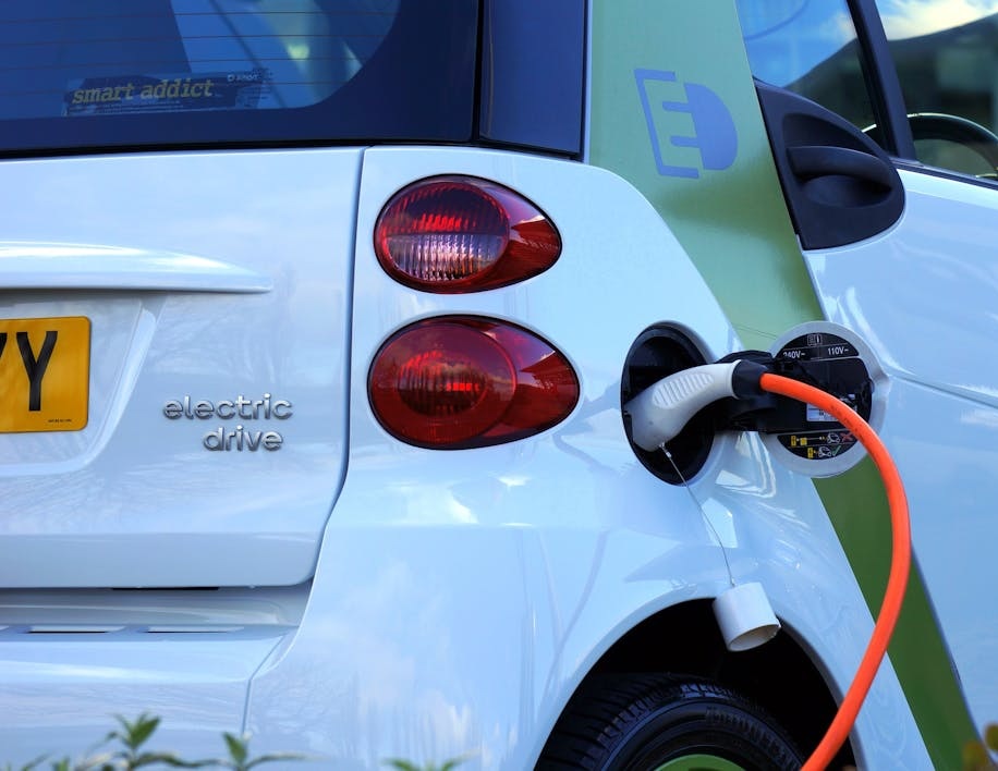 Looking at Electric Vehicle Battery Re-use